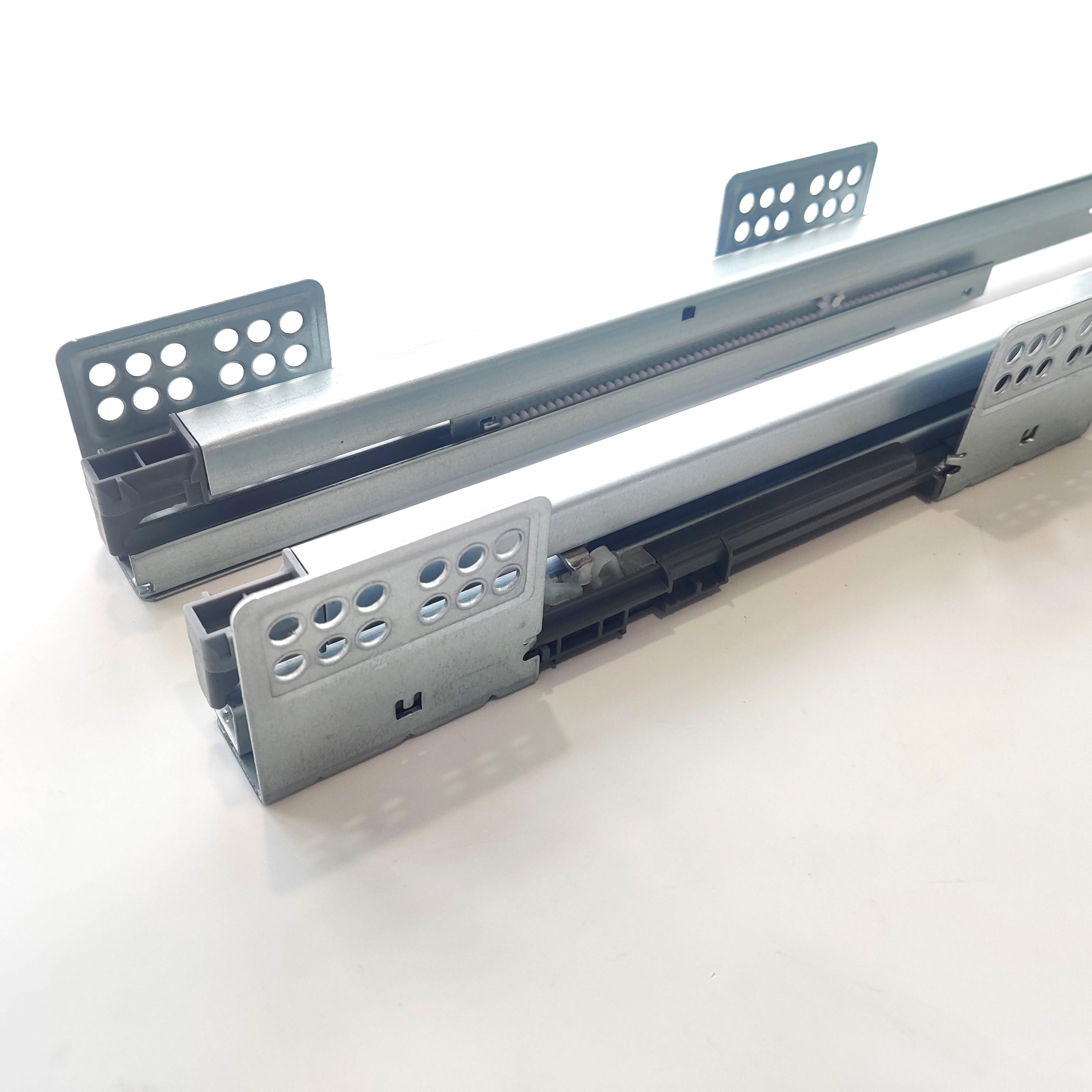 Introduction of undermount drawer slides